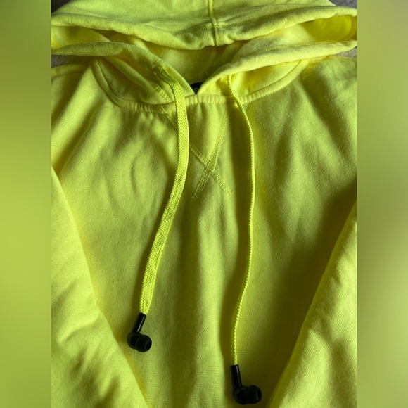 HOODIE BUDDIE WITH HEADPHONES - Picture 2 of 9